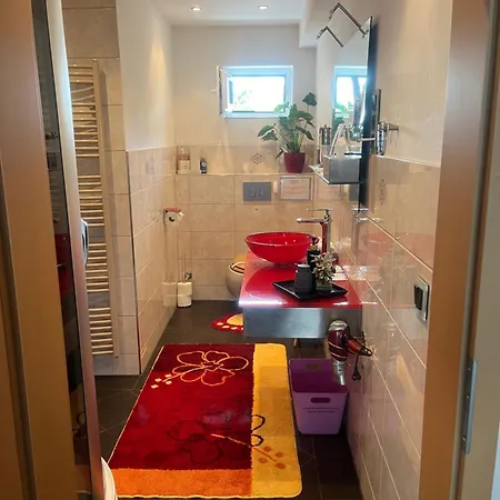 Gaestezimmer In Bei Duesseldorf Mit Einem Hauch Luxus *