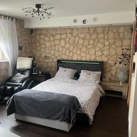 Gaestezimmer In Bei Duesseldorf Mit Einem Hauch Luxus