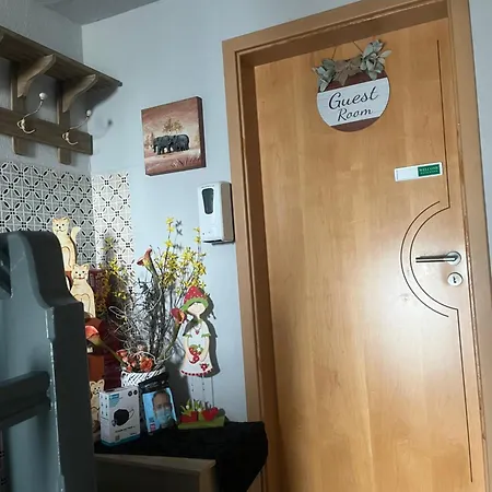 Maison d'hôtes Gaestezimmer In Bei Duesseldorf Mit Einem Hauch Luxus Ratingen