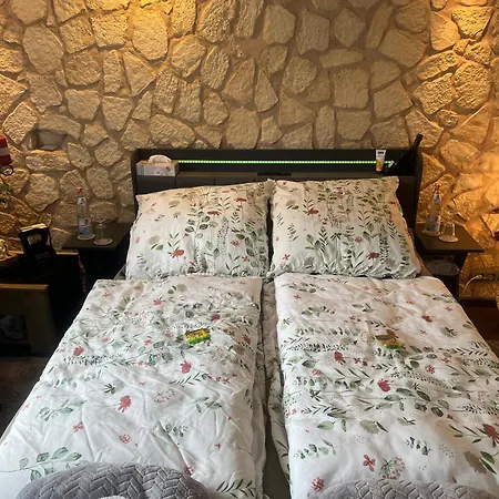 Gaestezimmer In Bei Duesseldorf Mit Einem Hauch Luxus