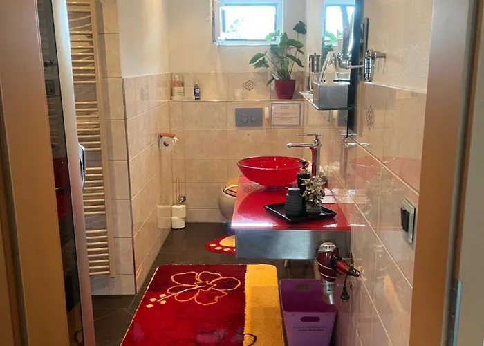 Gaestezimmer In Bei Duesseldorf Mit Einem Hauch Luxus 3*